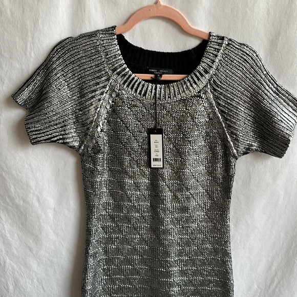 Romeo + Juliet Couture silver/black metallic sweater dress, size M - Picture 2 of 9